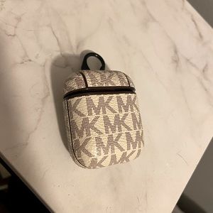 Michael kors AirPod case